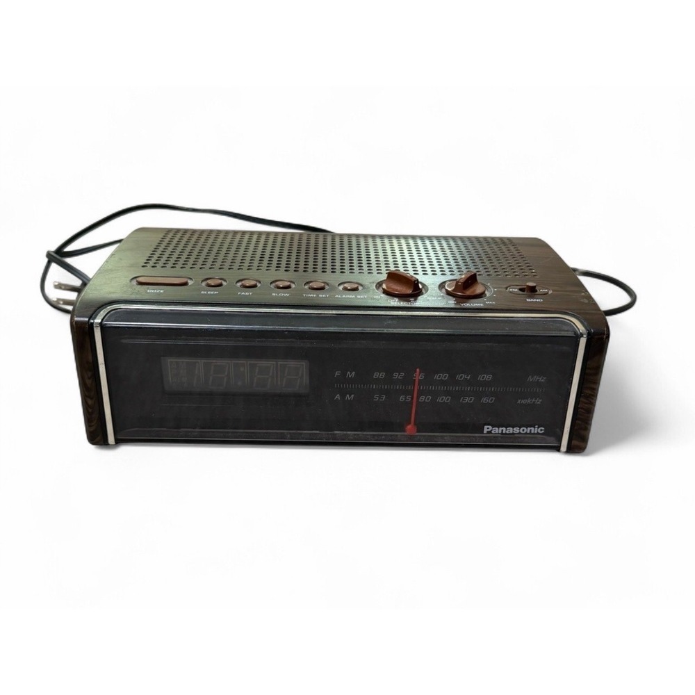 Vintage Panasonic RC-75 AM/FM Digital Flip Clock Radio Woodgrain Tested Works